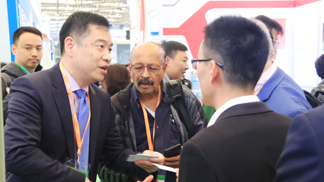 可瑞斯攜玻璃鋼風(fēng)機(jī)等參展上海新國(guó)際博覽中心！